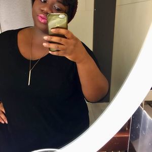 Meet your Posher, Rene